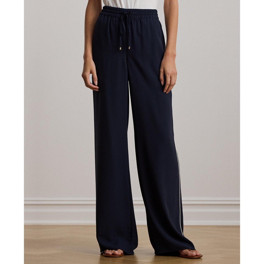 'Side-Stripe Georgette Wide-Leg Pants' pour Femmes