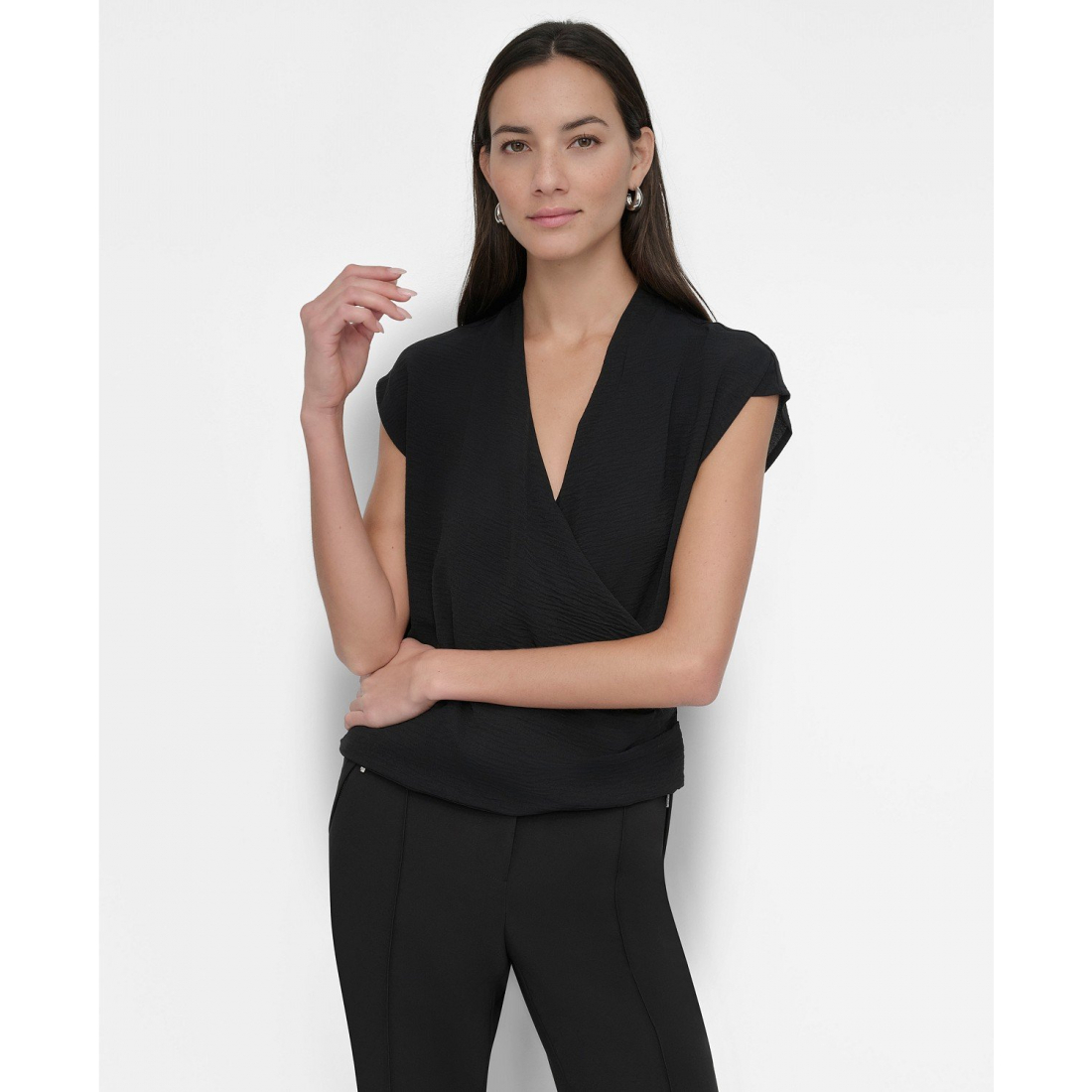 Top à manches courtes 'Textured Surplice' pour Femmes