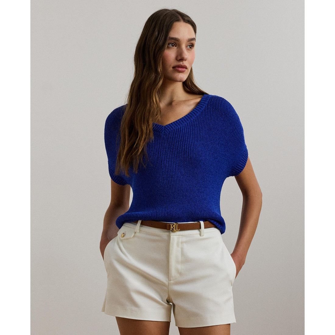 'Rib-Knit Short-Sleeve V-Neck Sweater' pour Femmes