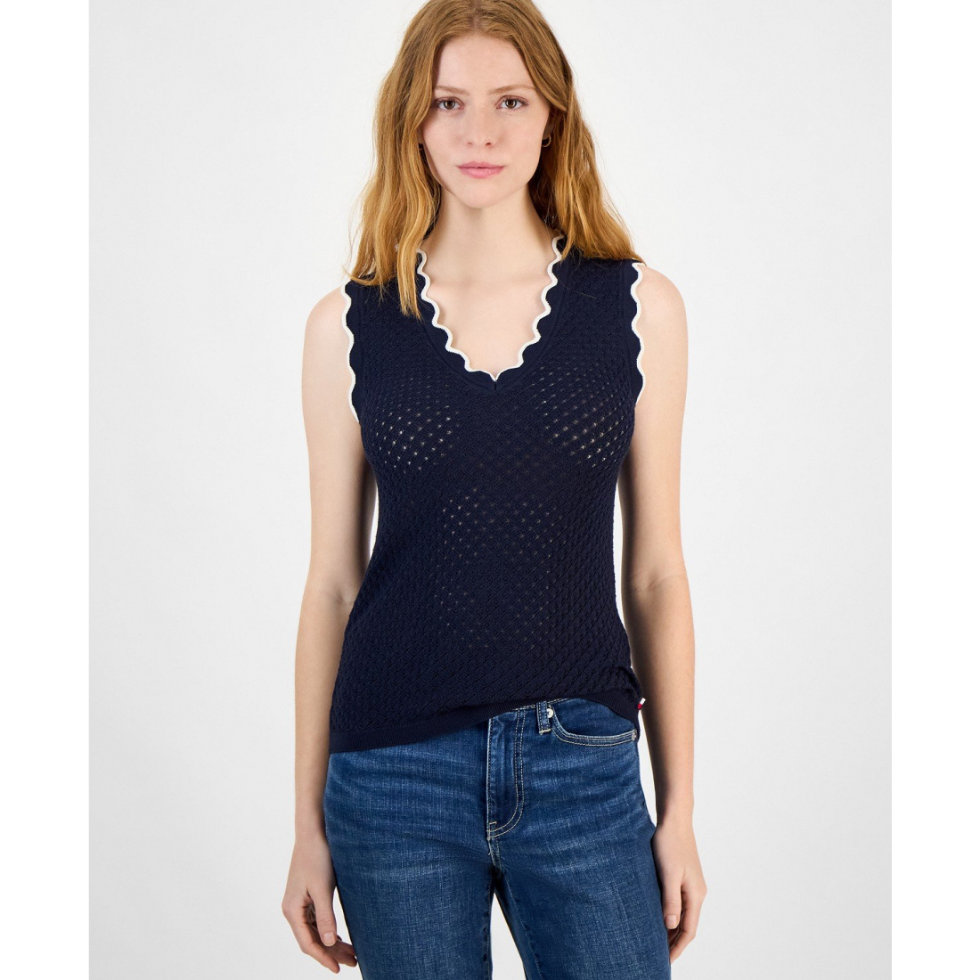 'Scalloped-Edge Pointelle Sweater' pour Femmes