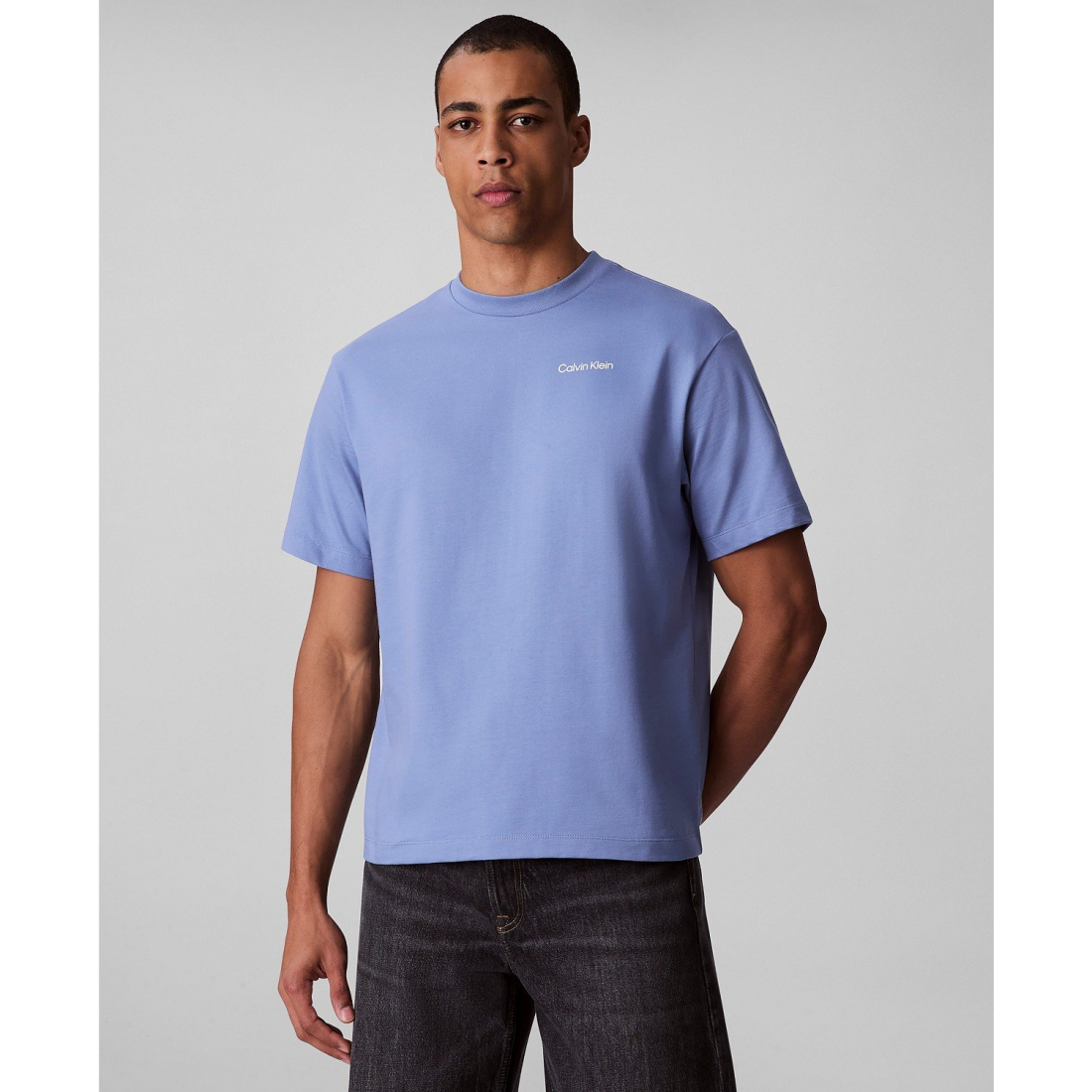 Hommes's 'Flower Appliqué Crewneck' T-shirt