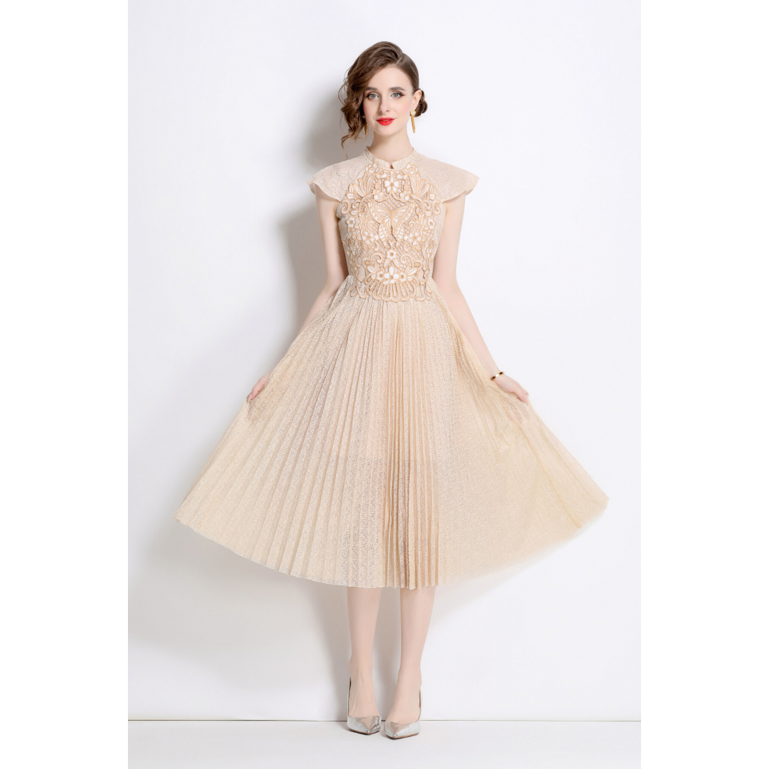 Robe Midi 'Elegant Lace Embroidered Pleated' pour Femmes