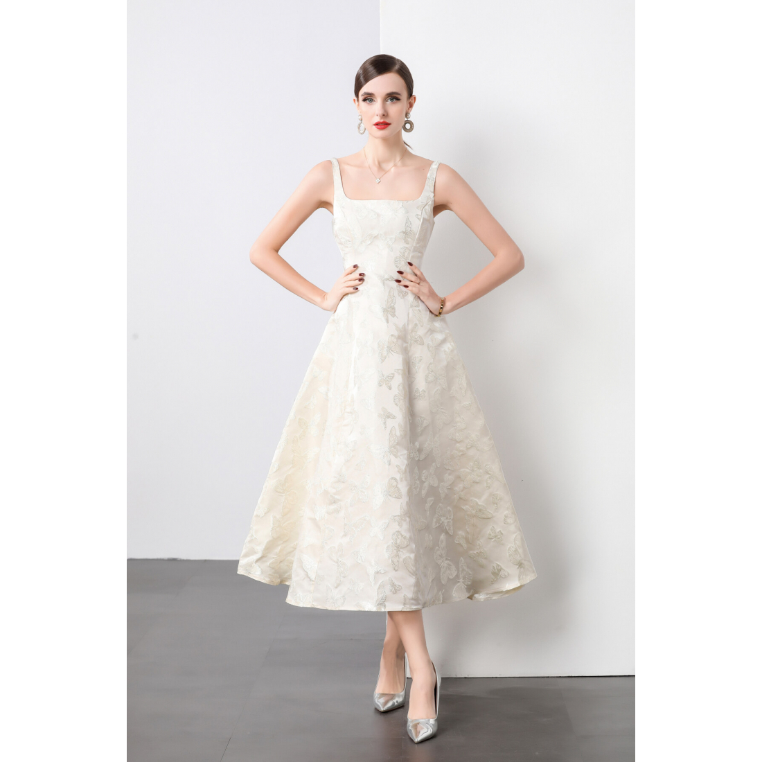 Robe à épaules dénudées 'Jacquard Strappy Waist-Cinching Formal' pour Femmes