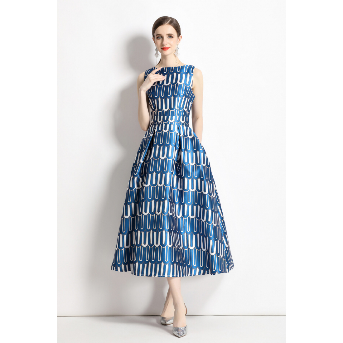 Robe ajustée et évasée 'Sleeveless High-Waisted Structured' pour Femmes