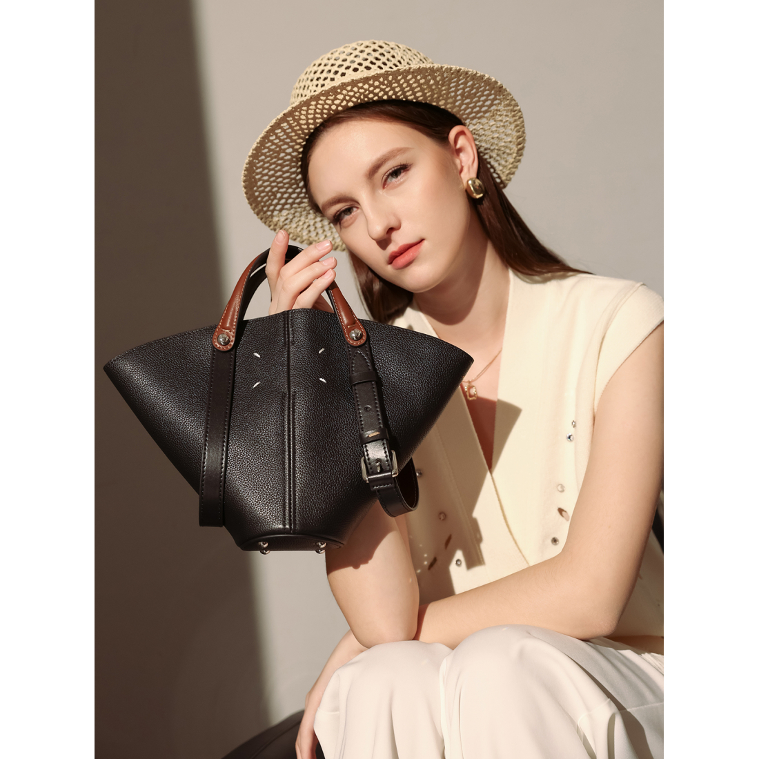 Women's 'Taormina Trapezoid' Top Handle Bag