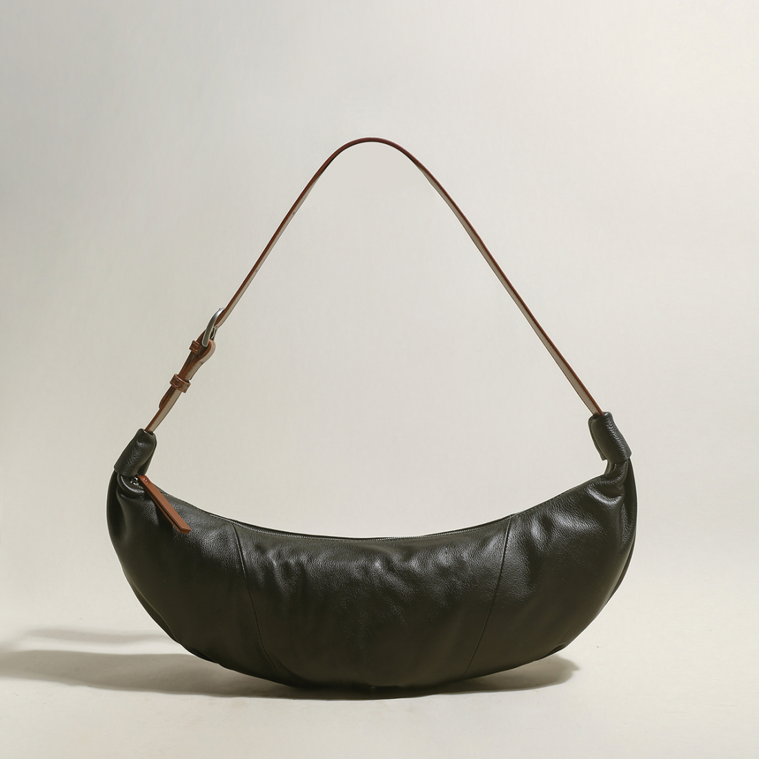 Women's 'Le Maison Croissant' Shoulder Bag