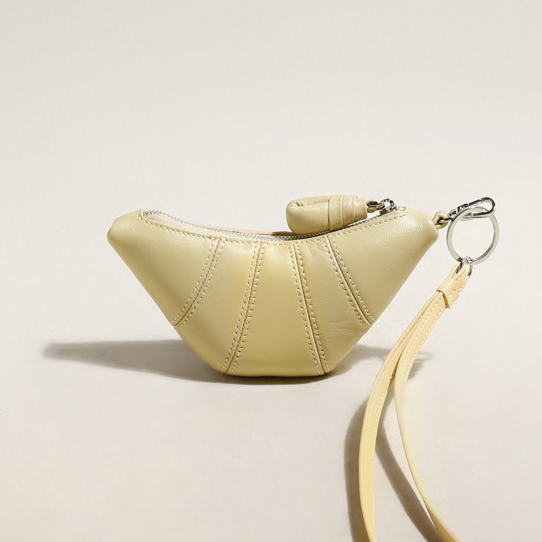 Women's 'Croissant' Pouch