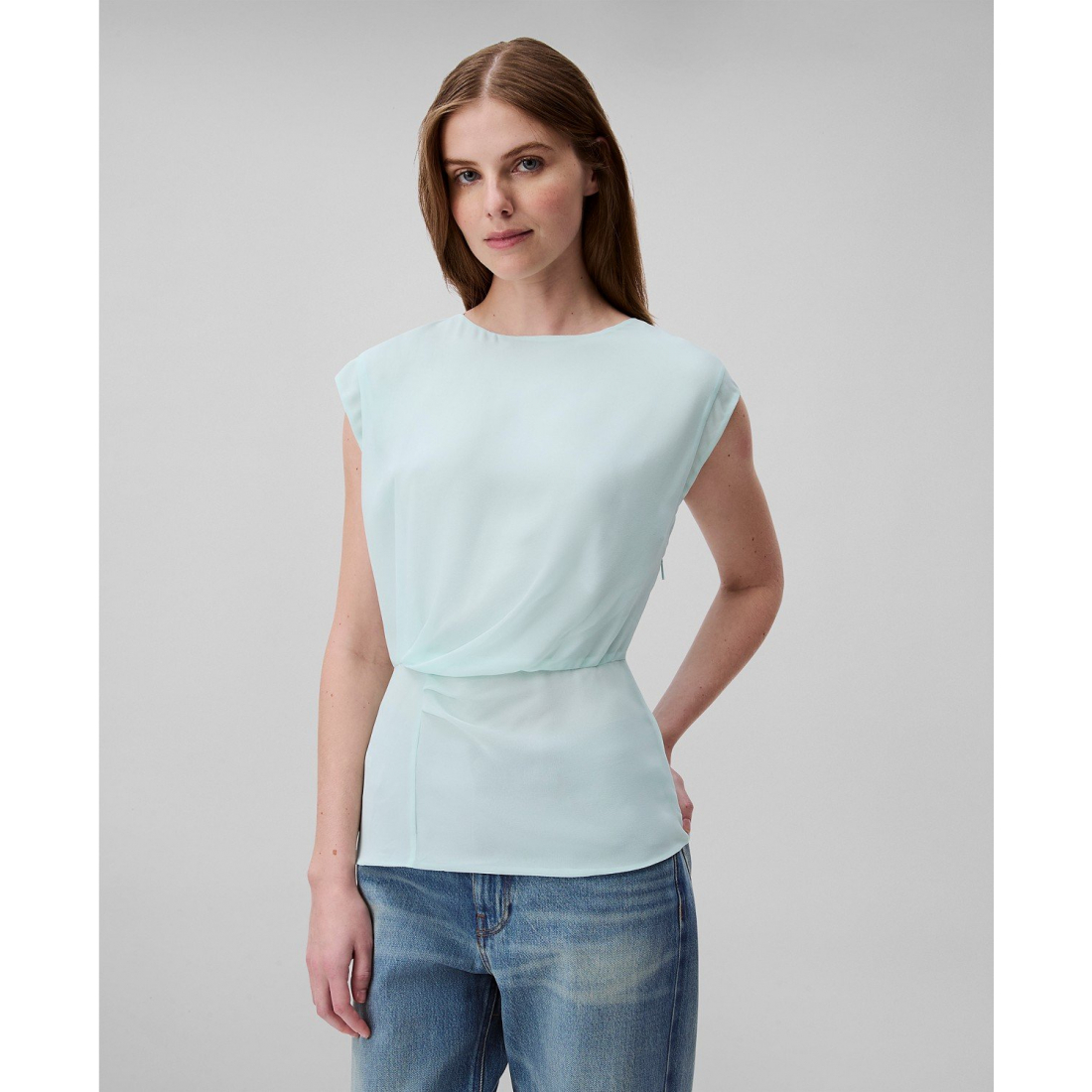Femmes's 'Twisted-Front' Top
