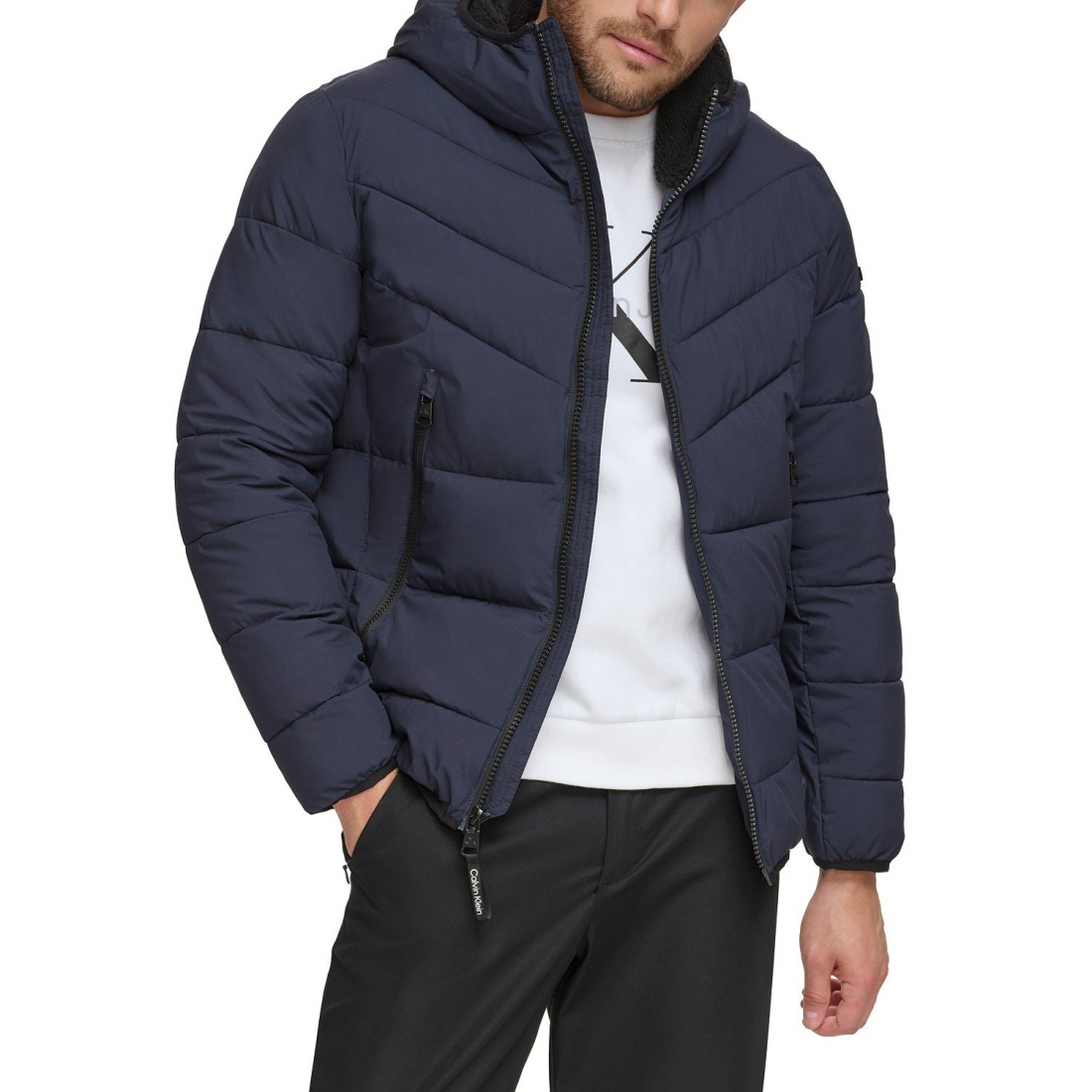 Veste matelassée 'Chevron Stretch With Sherpa Lined Hood' pour Hommes