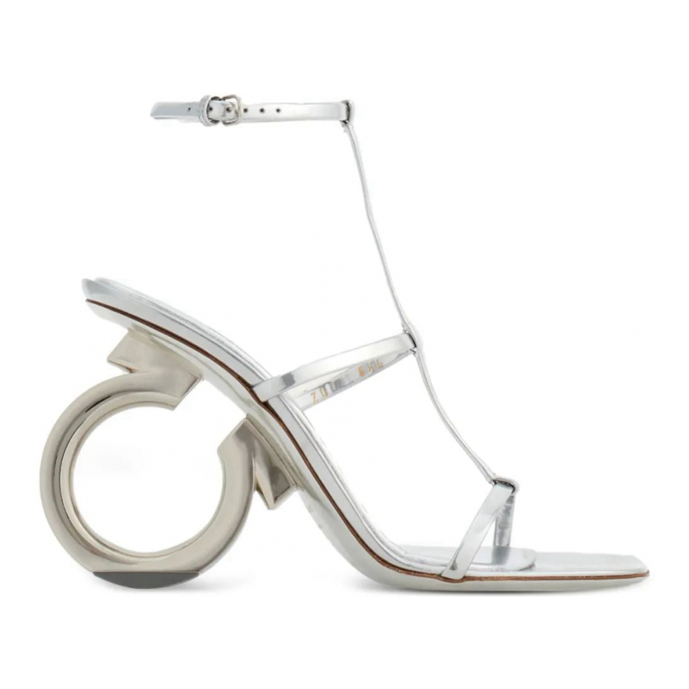 Sandales à brides 'Elina Sandalen Im Metallic-Look' pour Femmes