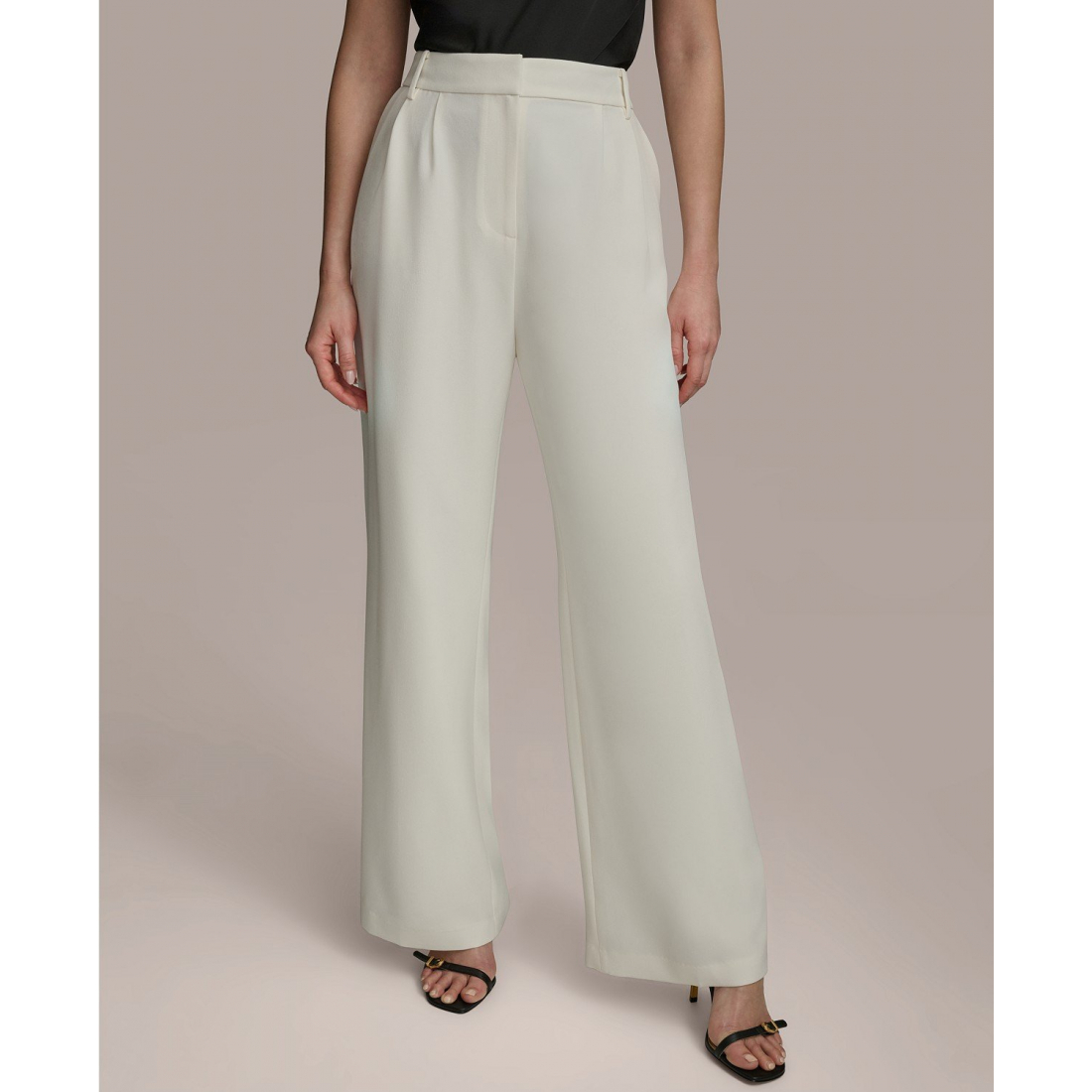 Women's 'Pleated Wide-Leg' Trousers