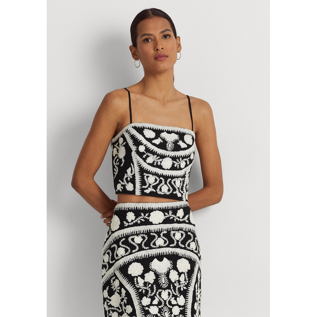 Blouse sans manches 'Embroidered Cropped' pour Femmes