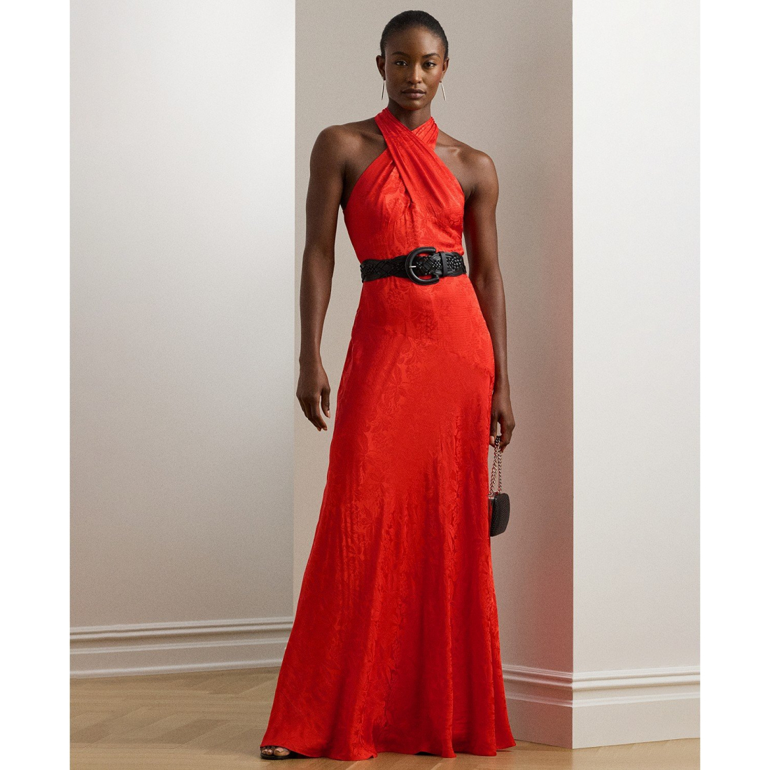 'Belted Floral Jacquard Halter Gown' pour Femmes
