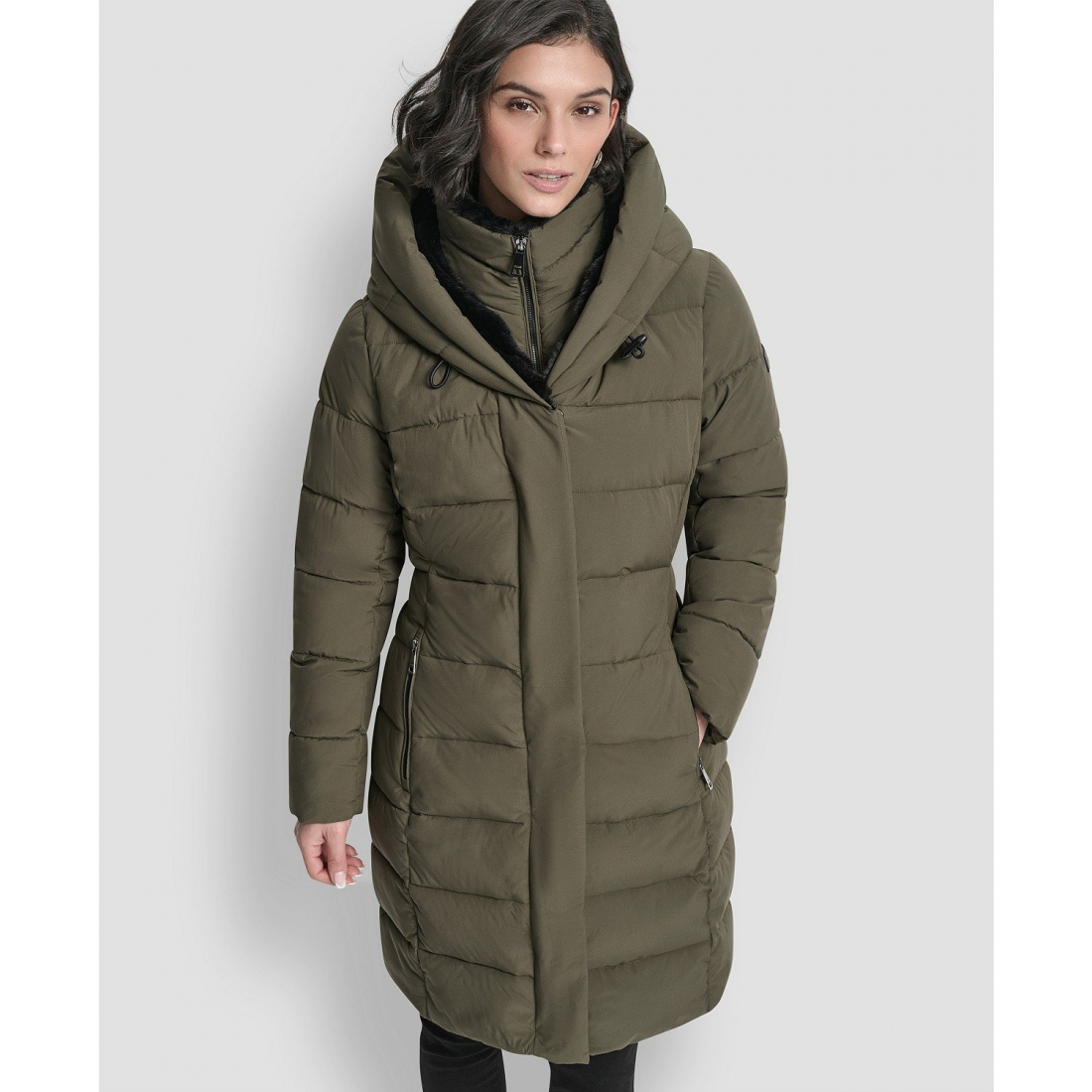 Manteau matelassé 'Belted Asymmetrical Zip Front' pour Femmes