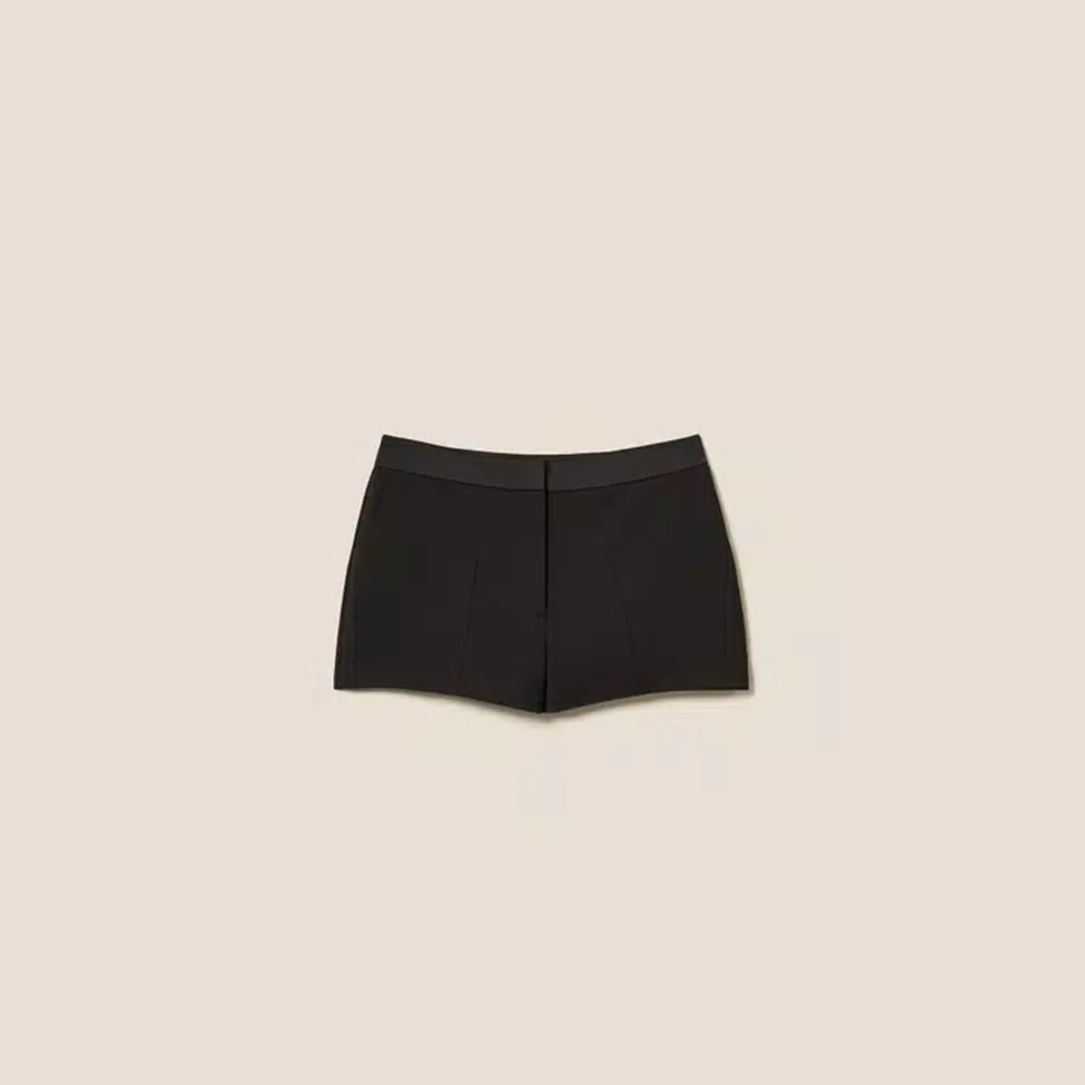 'Satin Details' Shorts für Damen