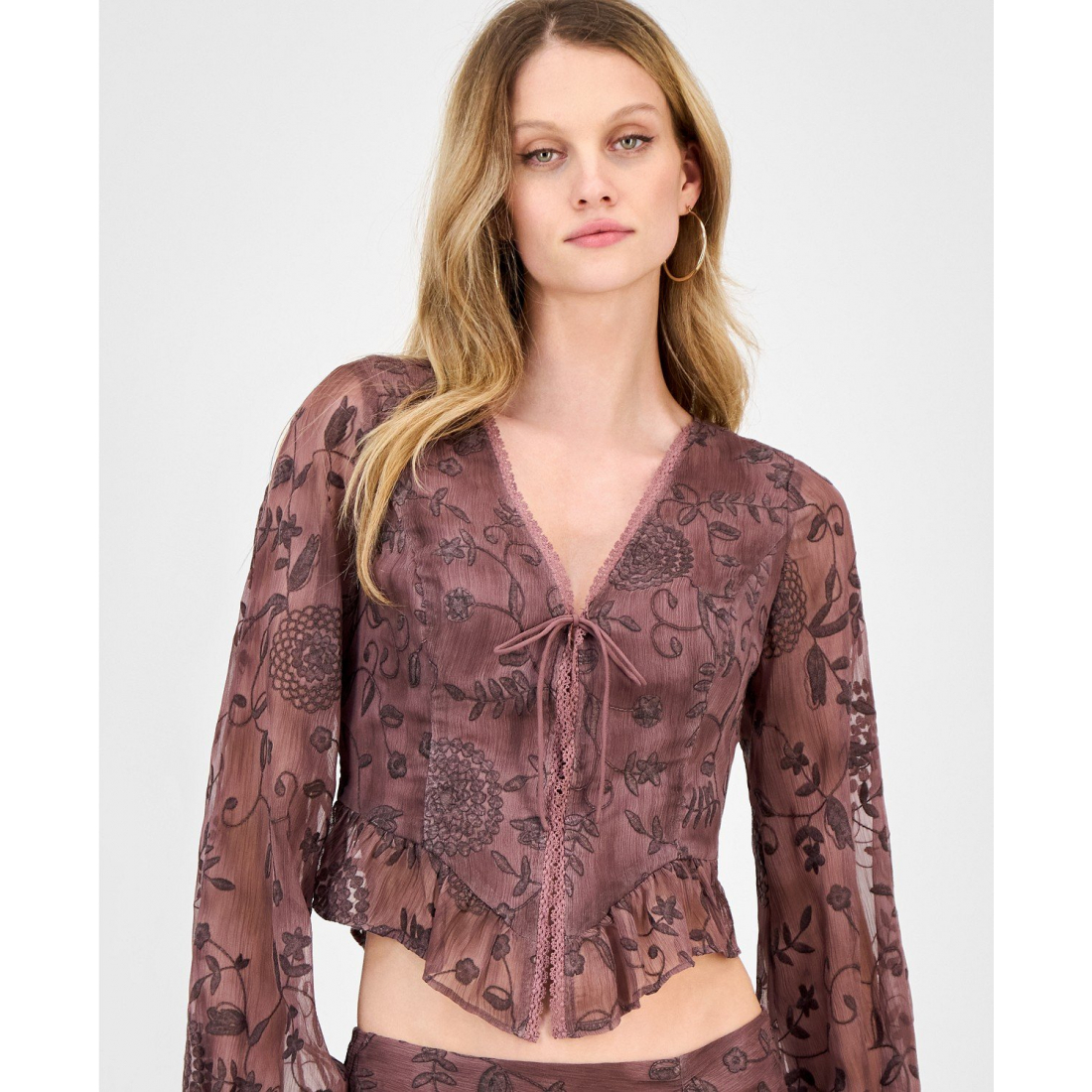 Top 'Seiah Embroidered Blouson-Sleeve' pour Femmes