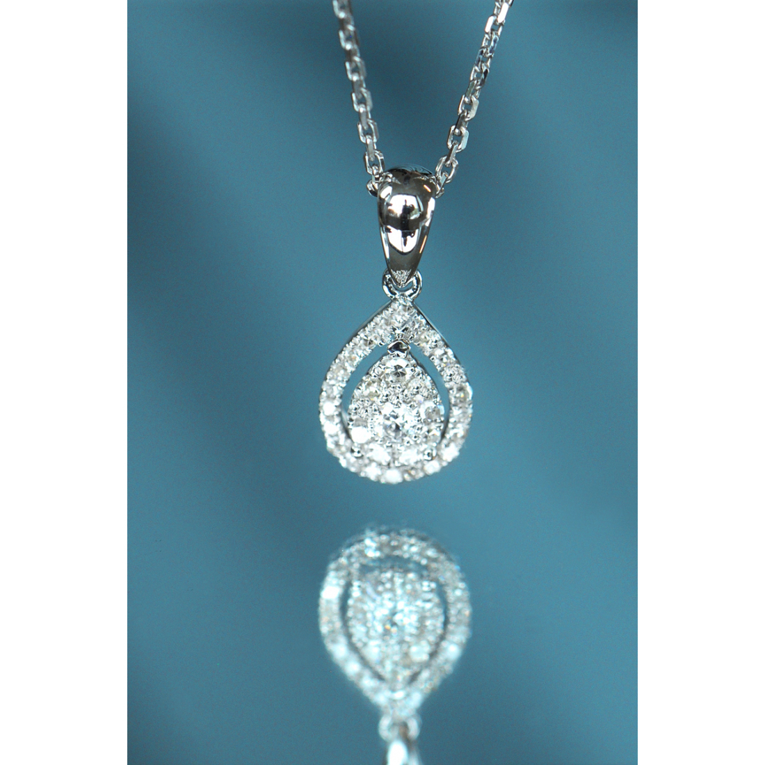 Pendentif 'Goutte Merveilleuse' pour Femmes