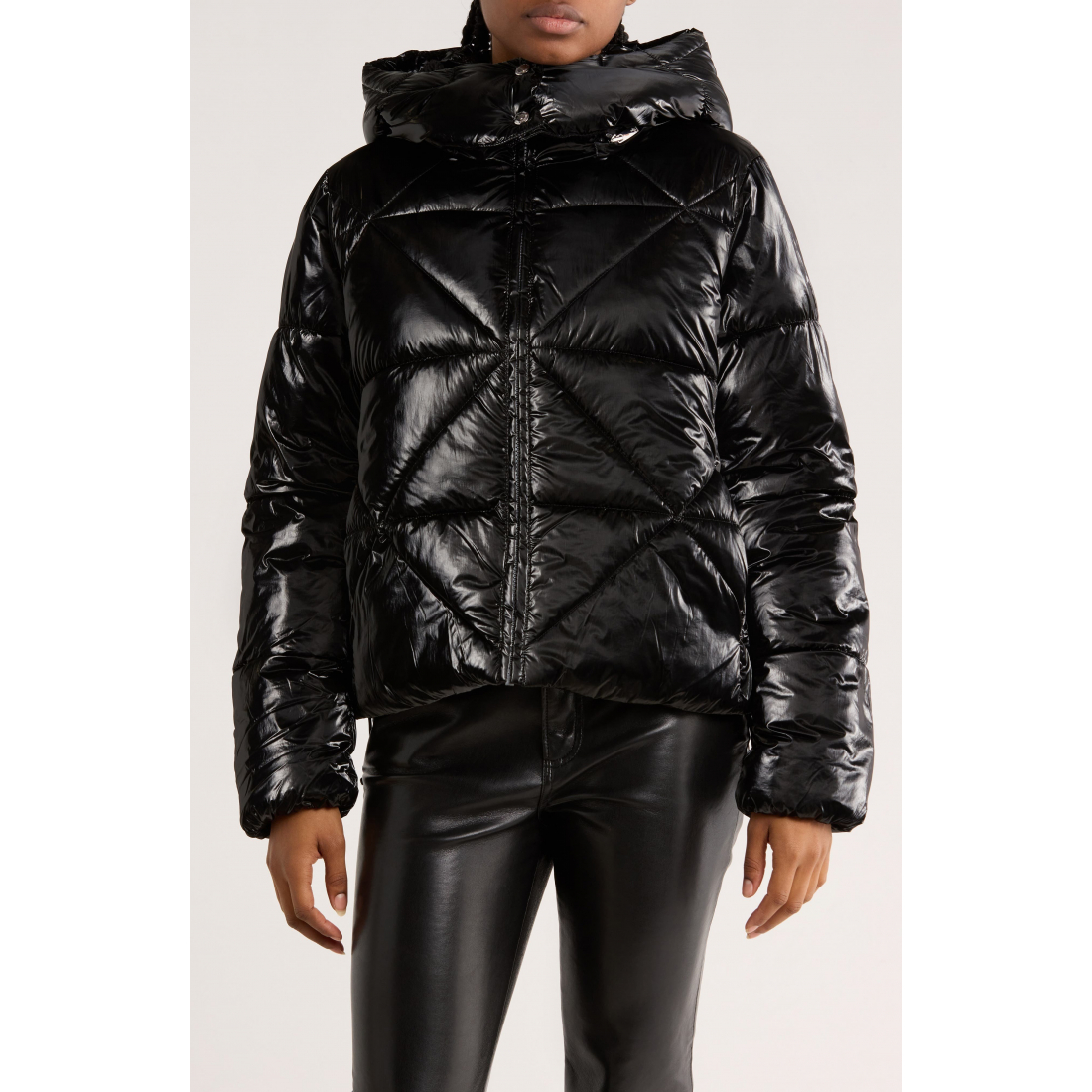 'Faux Shearling Lined Hood Crop' Pufferjacke für Damen