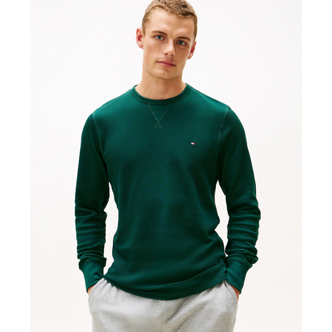 Top à manches longues 'Waffle-Knit Long-Sleeve Crewneck Thermal' pour Hommes