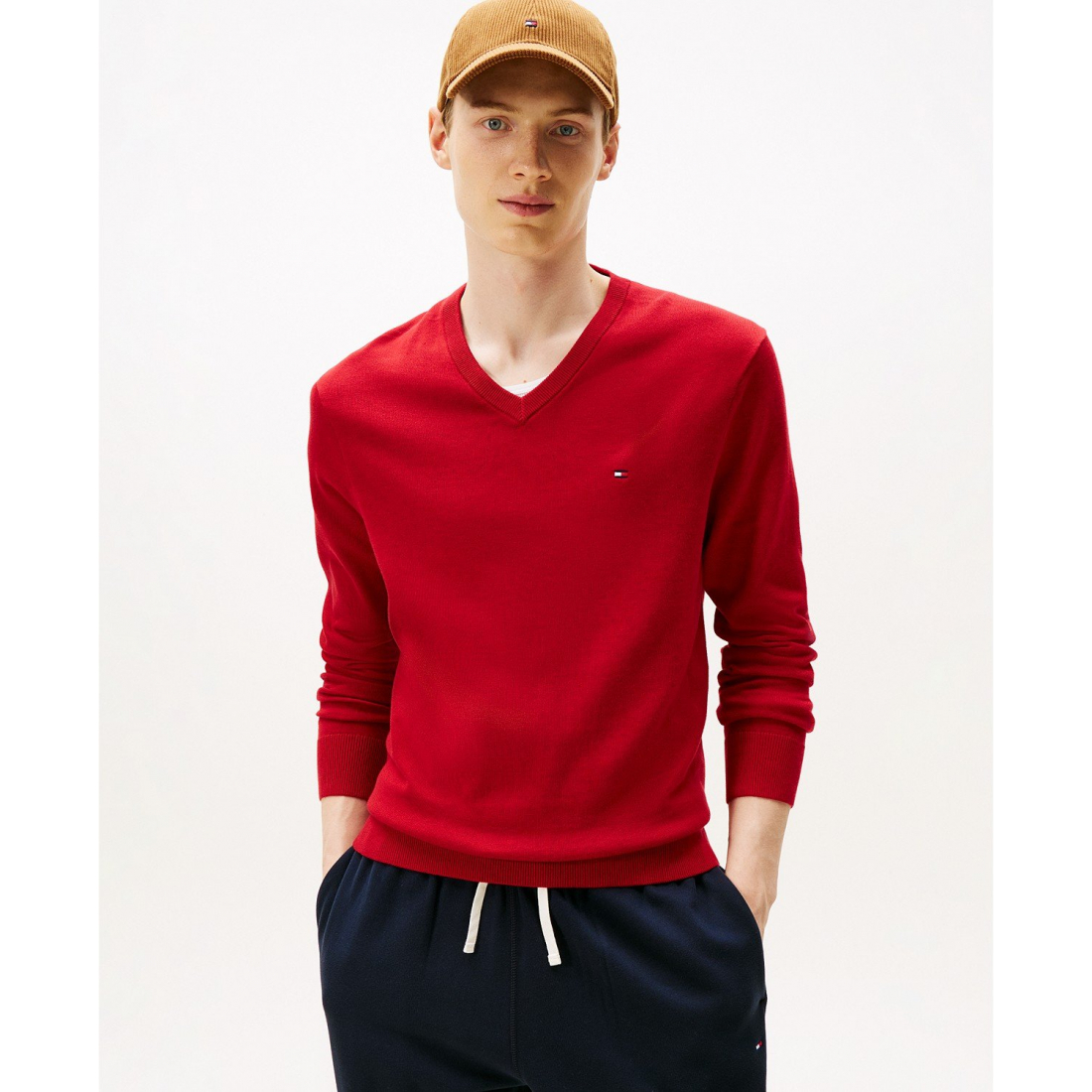Pull 'Essential Solid V-Neck' pour Hommes