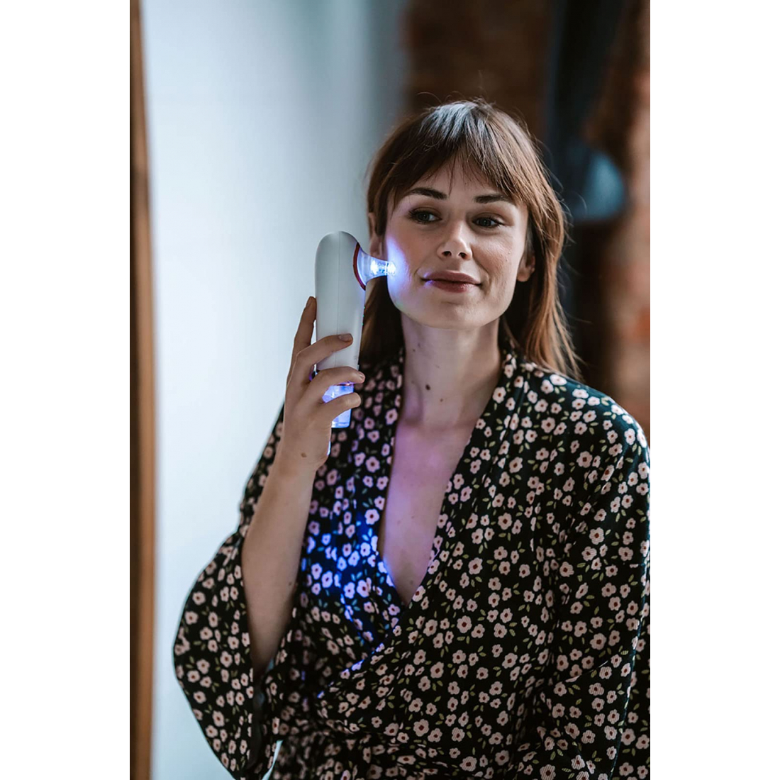 Masseur Facial de Nettoyage et Hydratation avec Microdermabrasion et Lumière Bleue Hydrapeel Pro