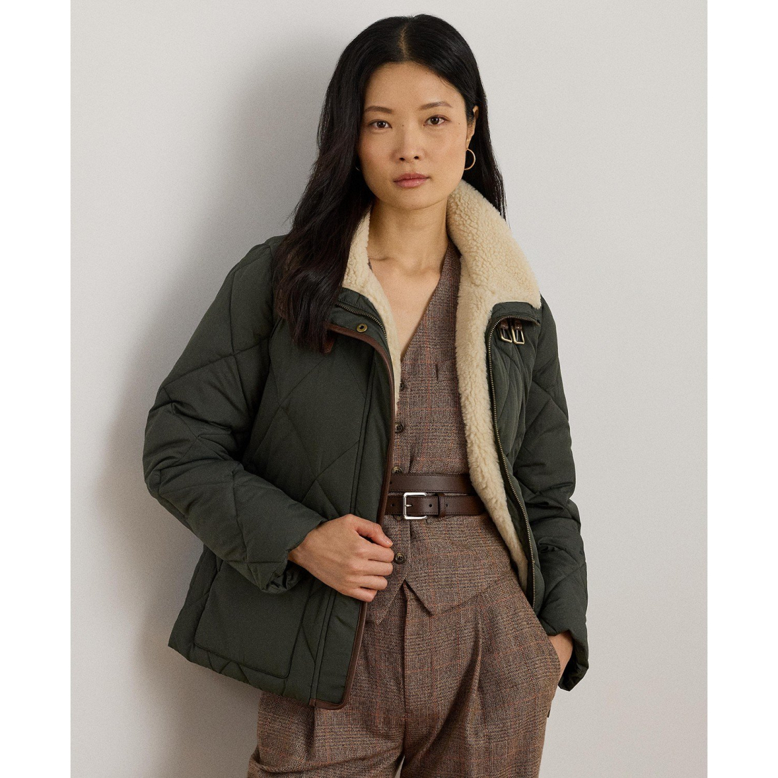 'Faux-Fur-Collar Diamond Quilted Jacket' pour Femmes