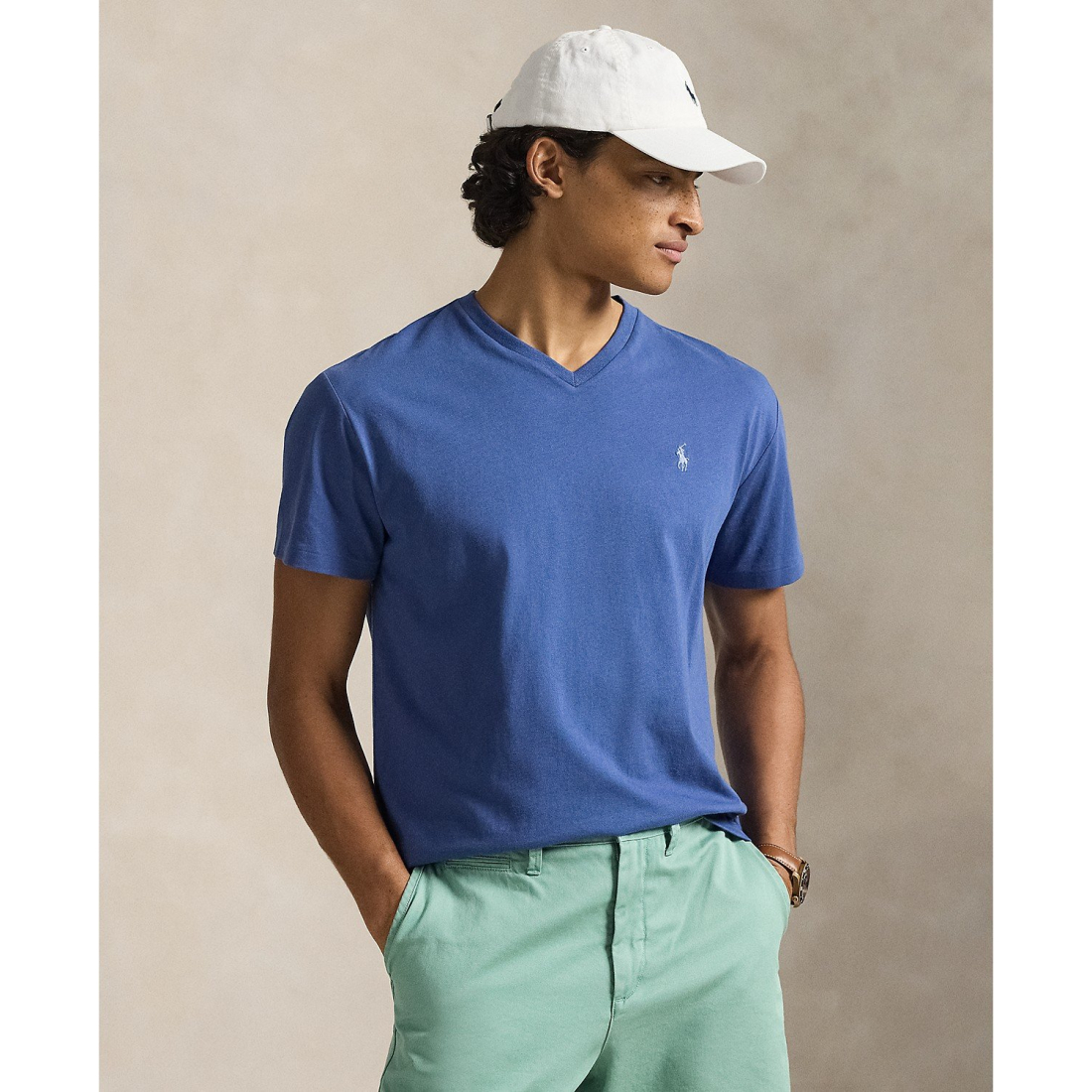 'Classic-Fit V-Neck T-Shirt' pour Hommes