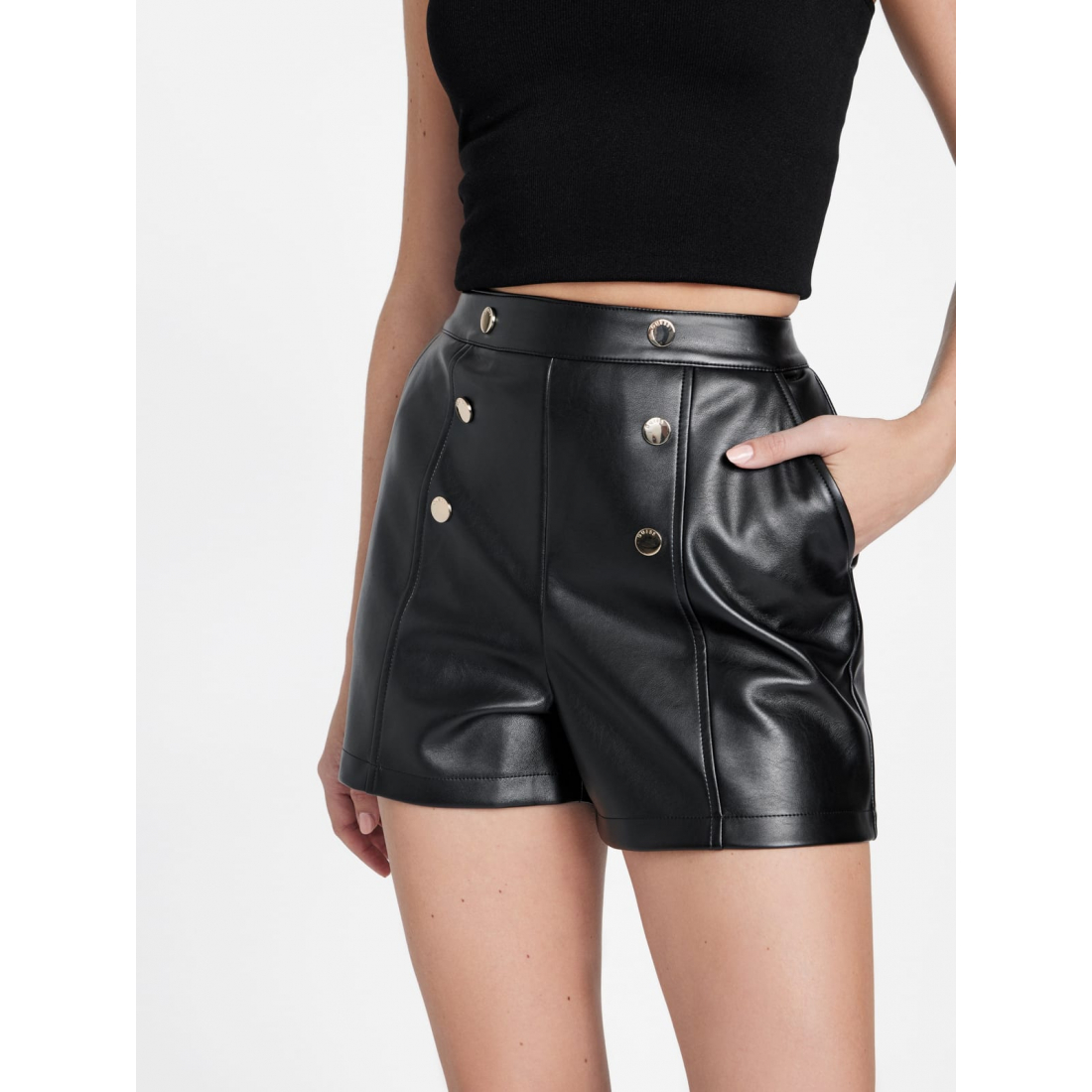 'Manekas Faux-Leather High-Rise Shorts' pour Femmes