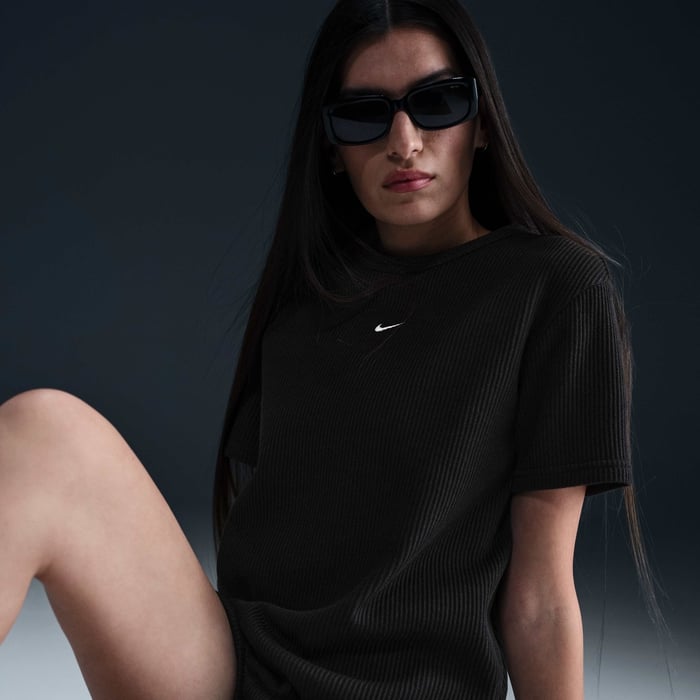 T-shirt 'Sportswear Chill Waffle' pour Femmes