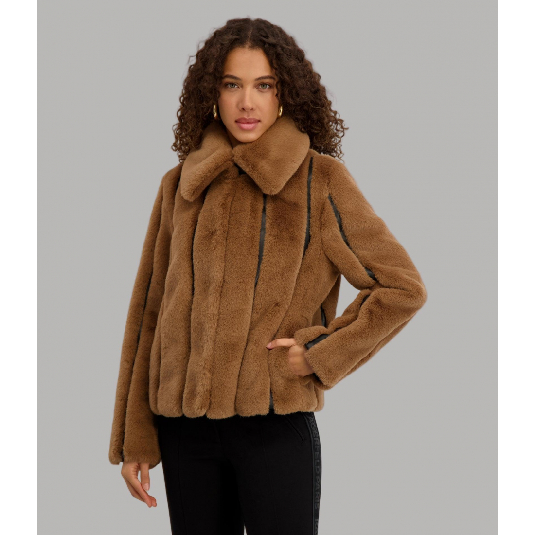 'Cropped Faux Mink Jacket' pour Femmes
