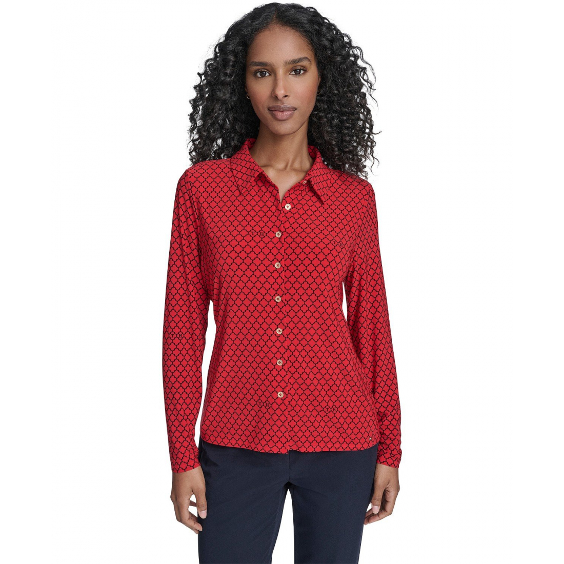 'Long Sleeve Clover Button-Up Top' pour Femmes