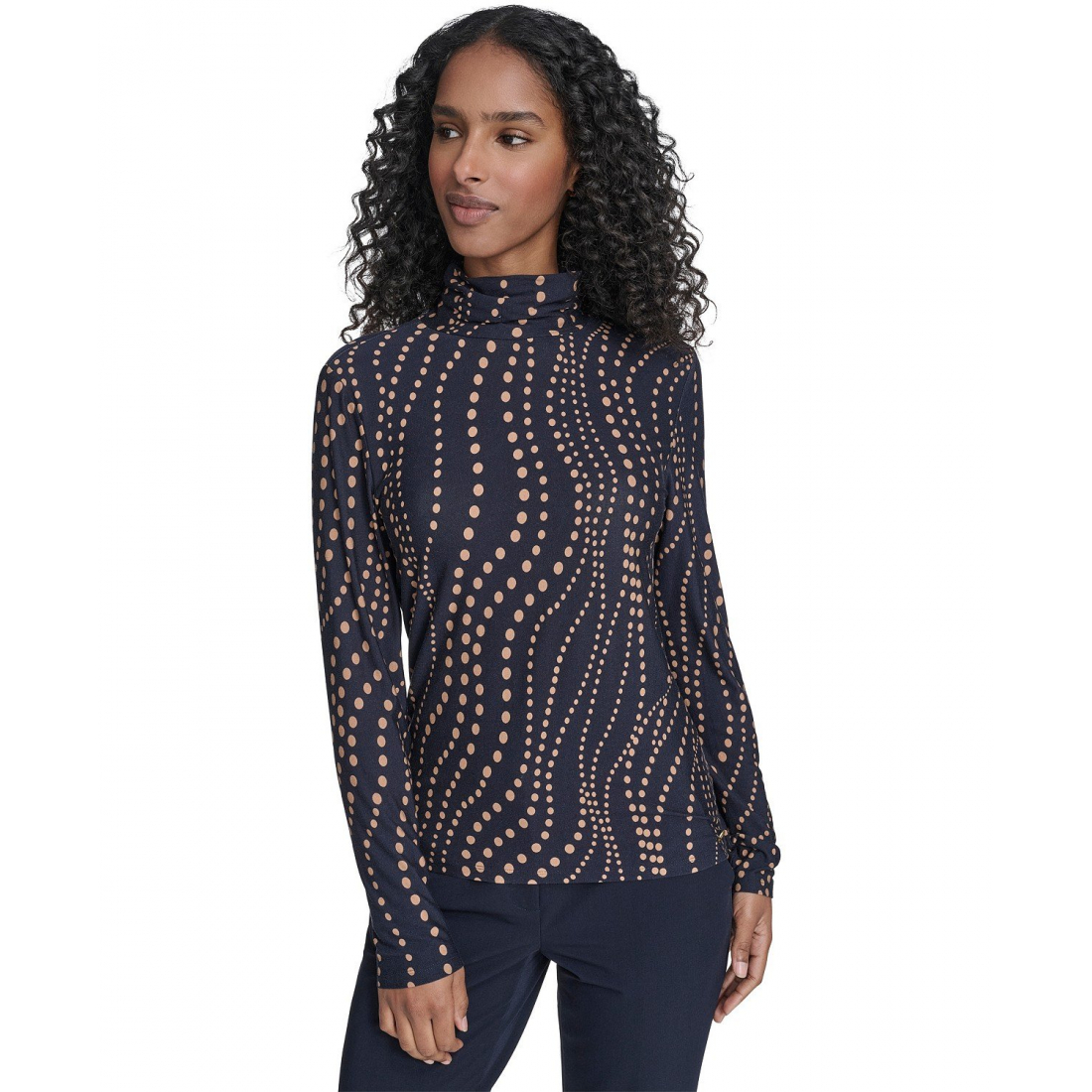'Long Sleeve Cascade Dot Turtleneck Top' pour Femmes