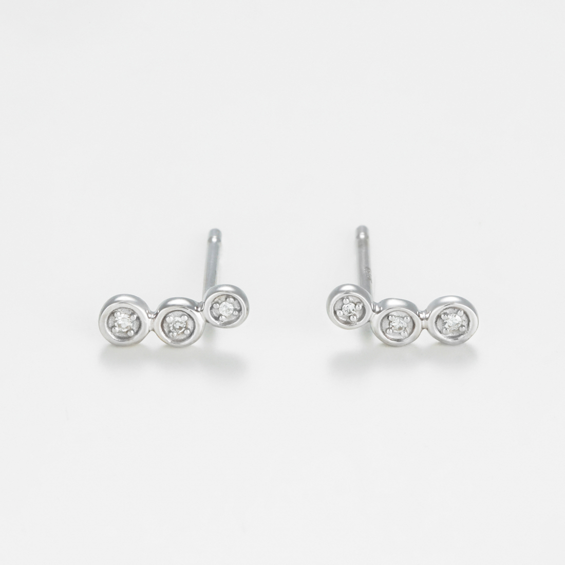 Boucle d'oreilles Tres  D0,02/6
