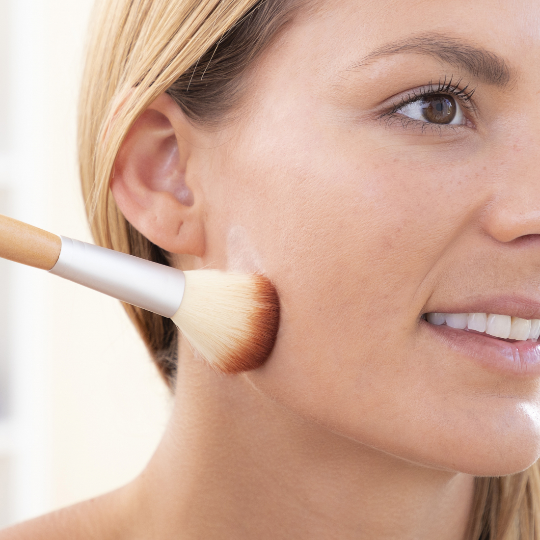 Patchs De Lifting Facial Adhésifs Invisibles Liftrik - 40 Pièces