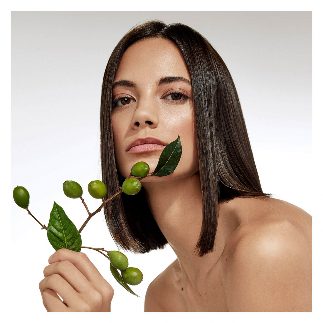 'Botanical Repair Strengthening Overnight' Hair Serum - 100 ml