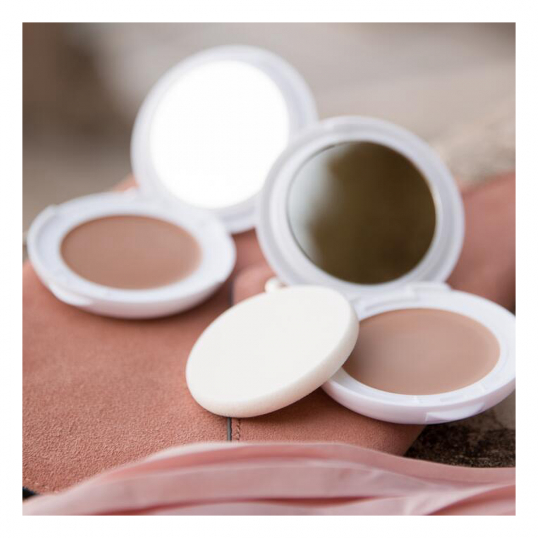 Haute Protection Compact Teinté SPF50 - Doré Golden 10 g