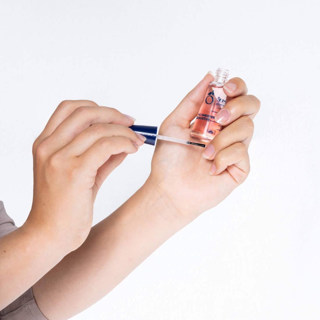 'Sensitive' Nail Hardener - 10 ml