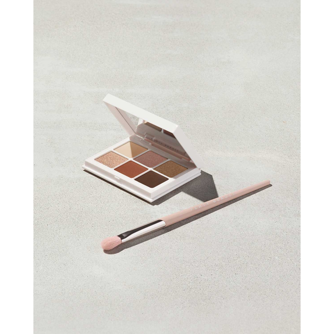 Pinceau fard à paupières 'Plush' - 240