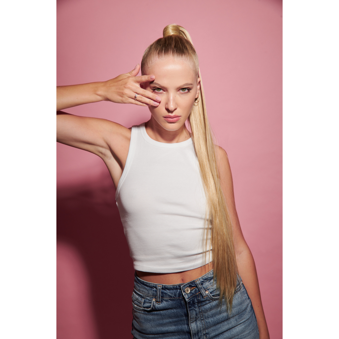 'Stiff' Ponytail - Light Blond