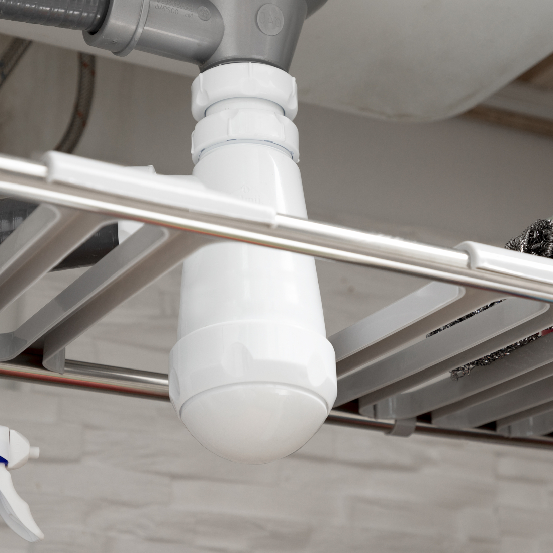 Shibblek Extendable Under-Sink Shelf Unit