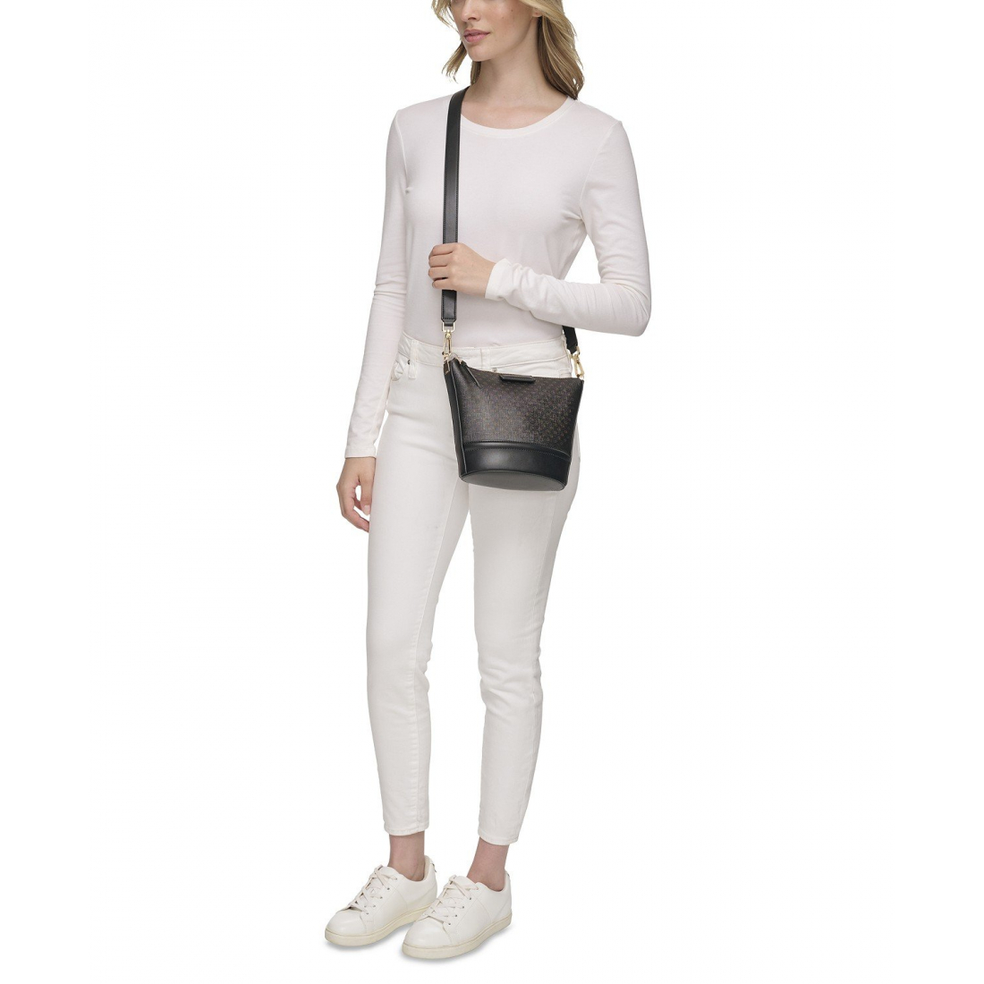 Women's 'Ash Signature Adjustable Top Zipper' Crossbody Bag