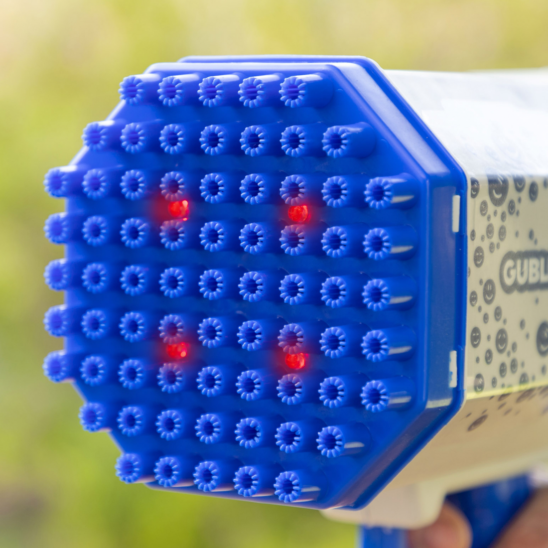 Riesige Blasenpistole