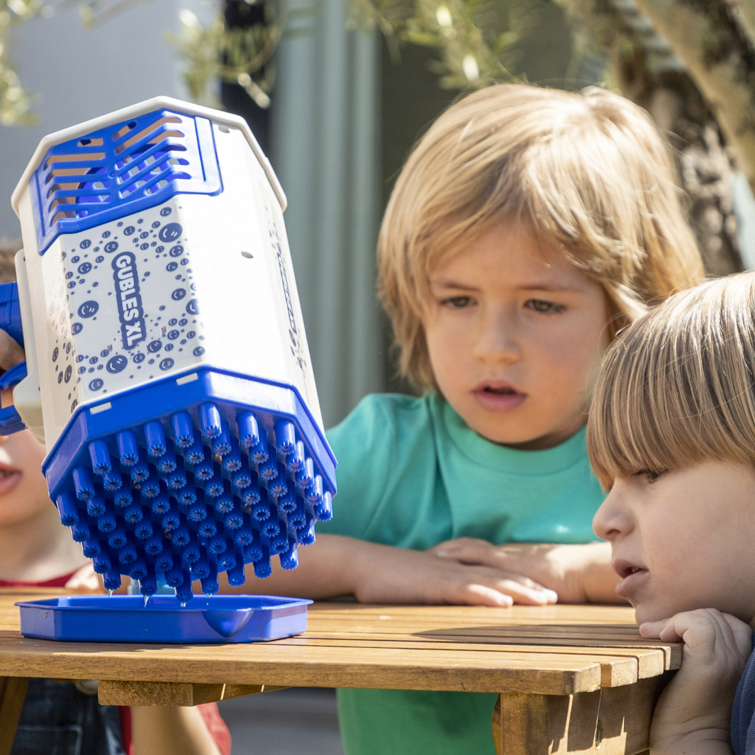 Riesige Blasenpistole