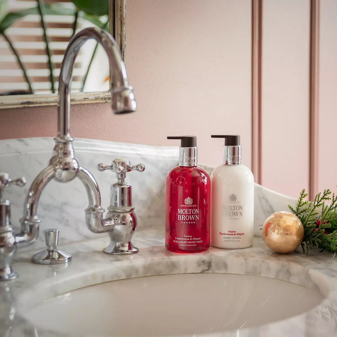 'Festive Frankincense & Allspice Fine' Liquid Hand Soap - 300 ml