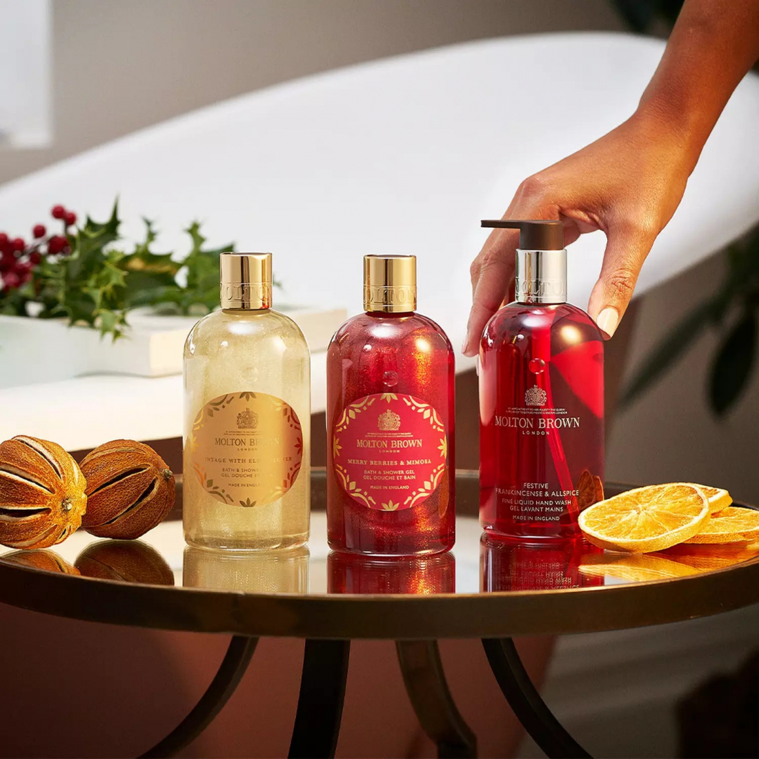 'Merry Berries & Mimosa' Bath & Shower Gel - 300 ml