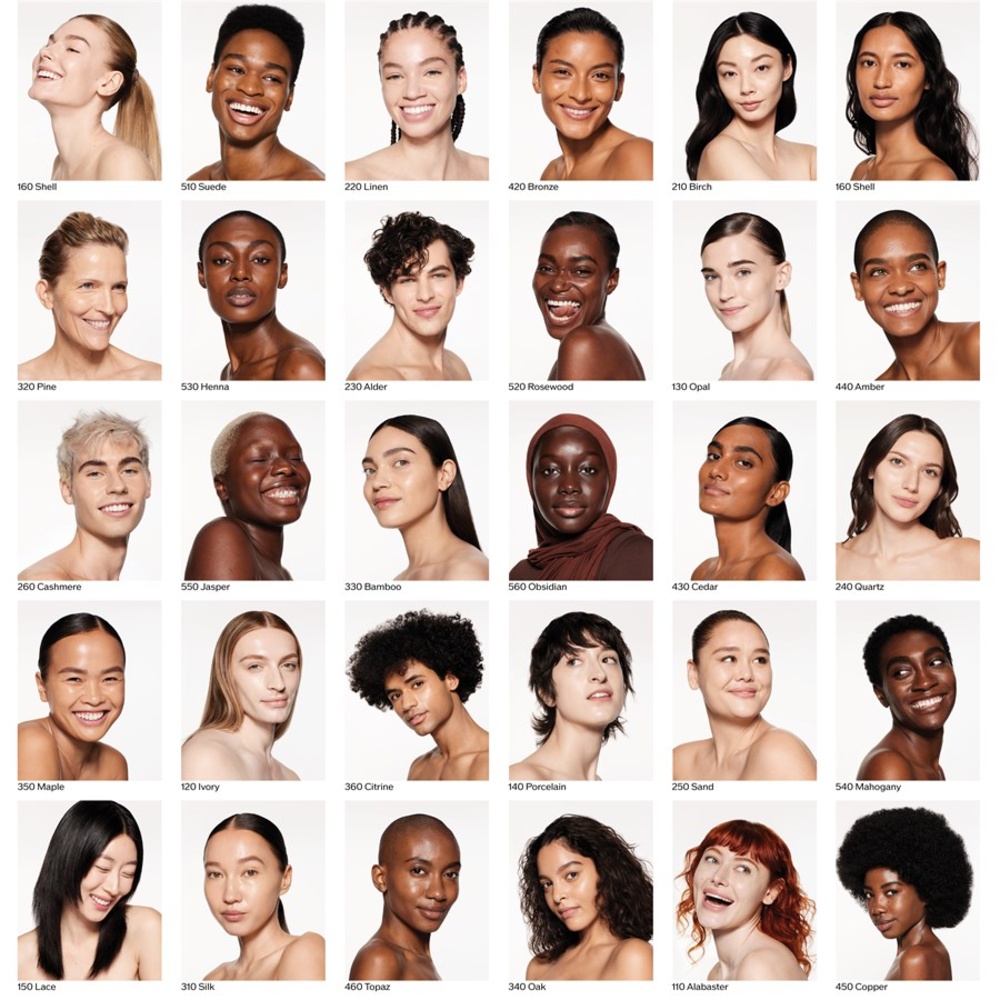 Fond de teint liquide 'Revitalessence Skin Glow SPF30' - 240 Quartz 30 ml