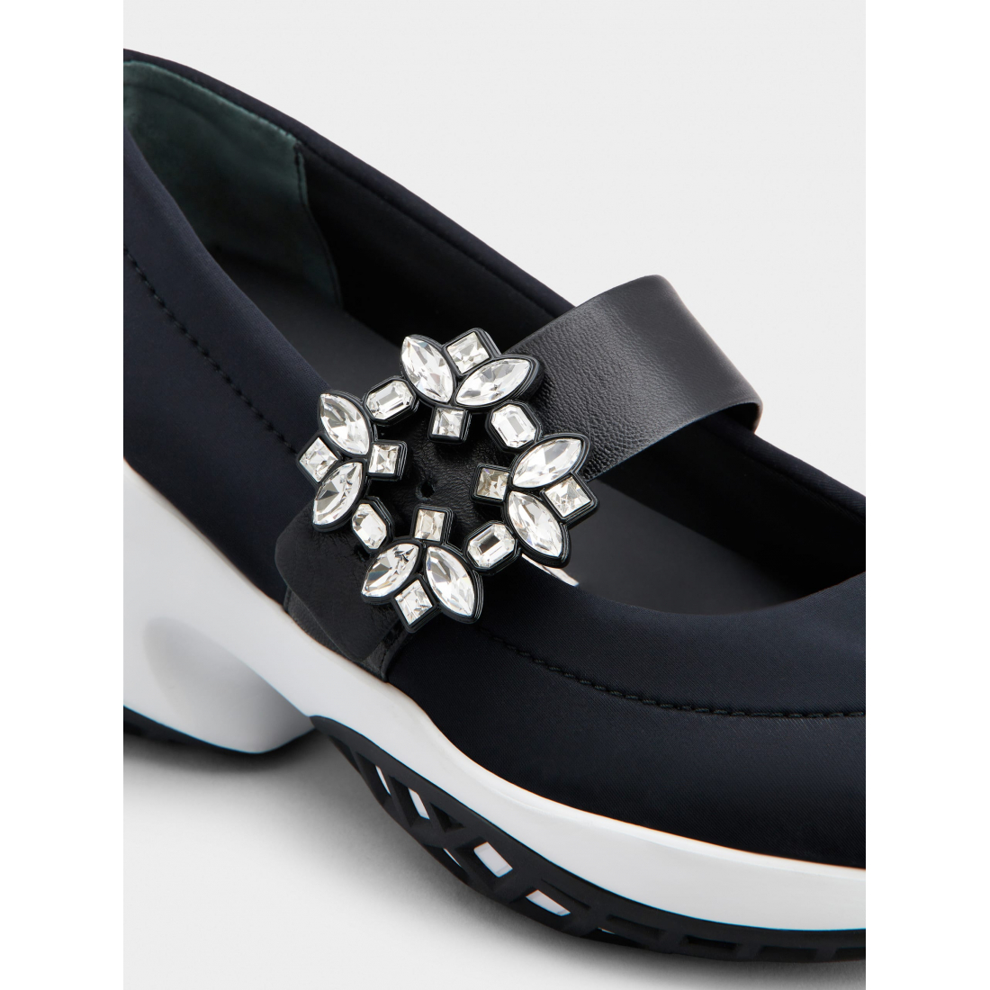 'Viv' Run Strass Buckle' Ballerinas für Damen
