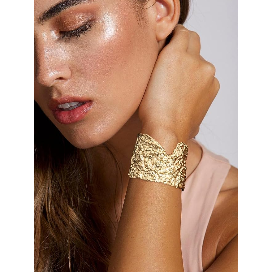 Bangle 'Assymetrical Hammer Cuff' pour Femmes