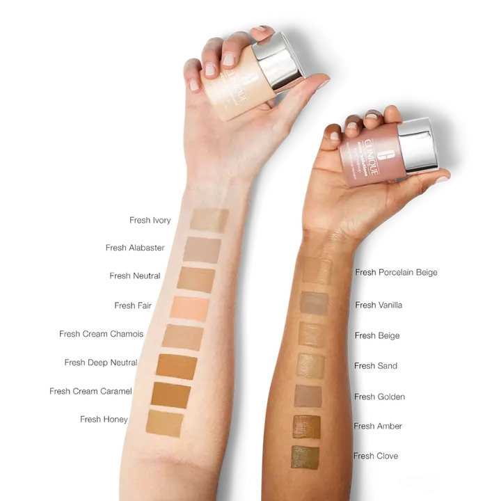 Fond de teint liquide 'Anti-Blemish Solutions™' - CN 74 Beige 30 ml