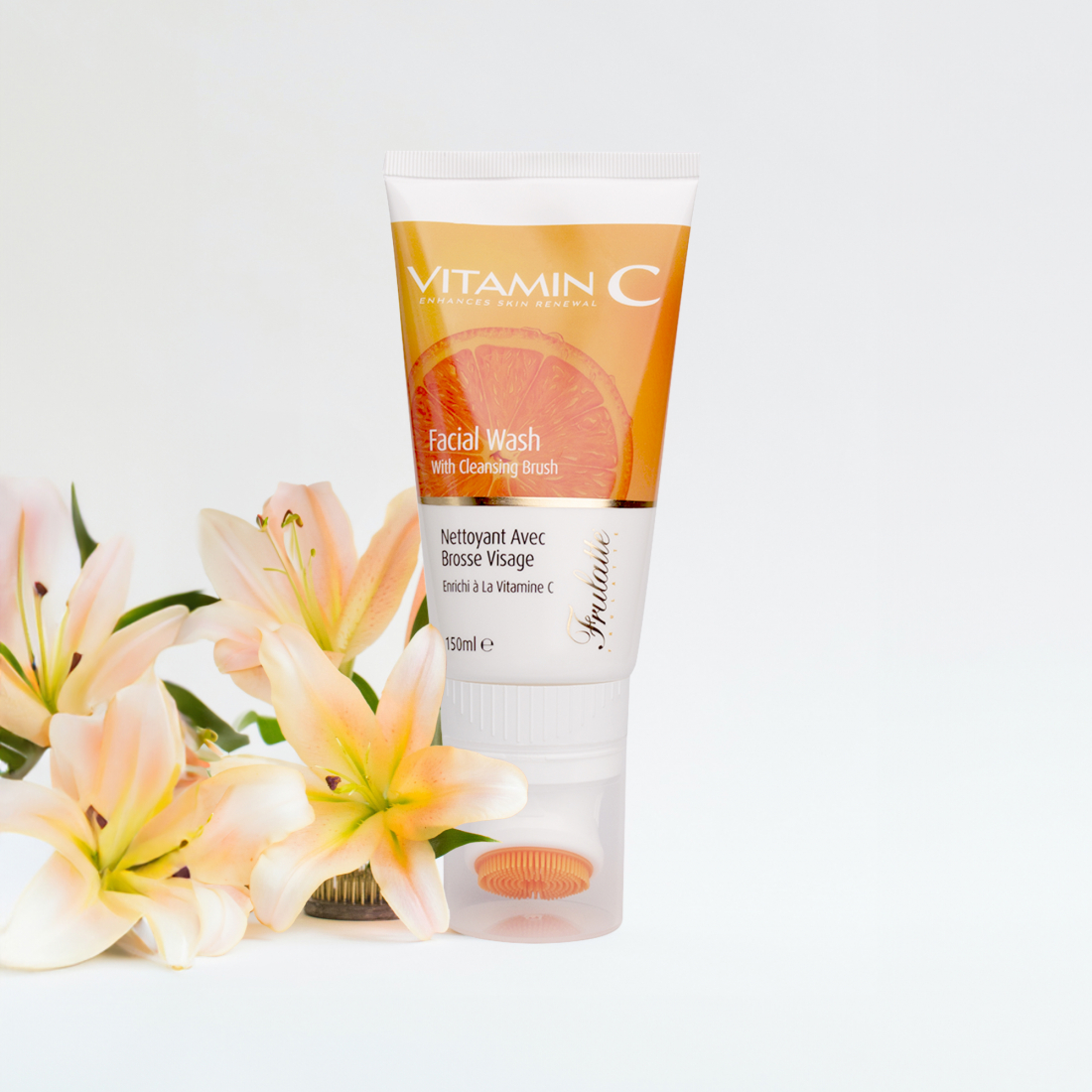 'Nettoyant avec Brosse Visage Enrichi À La Vitamine C' - 150 ml